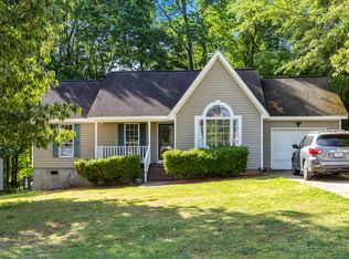 112 Donegal Dr, Greenwood, SC 29646