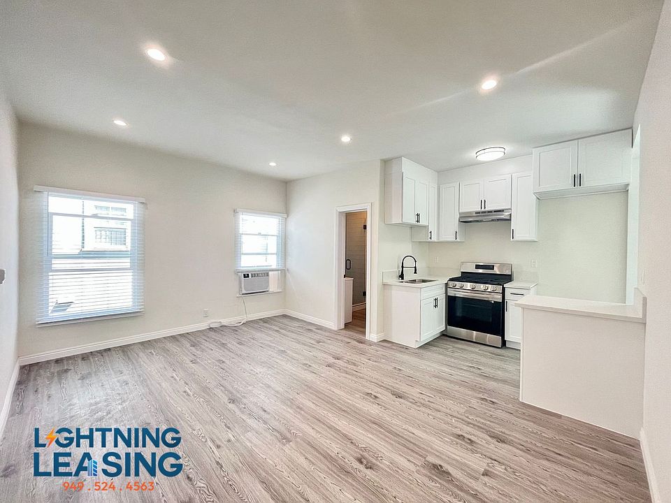 1st image of 400 N Coronado St #117