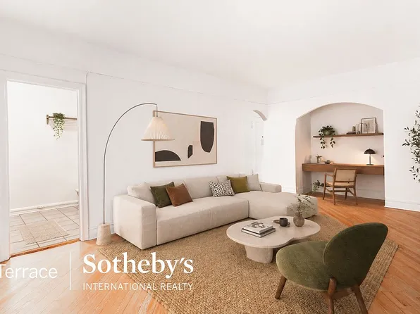 78-14 Austin St APT 2J, Forest Hills, NY 11375