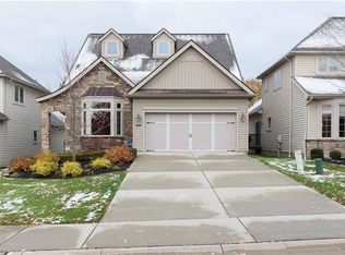 5135 River Creek Rd, Lyndhurst, OH 44124