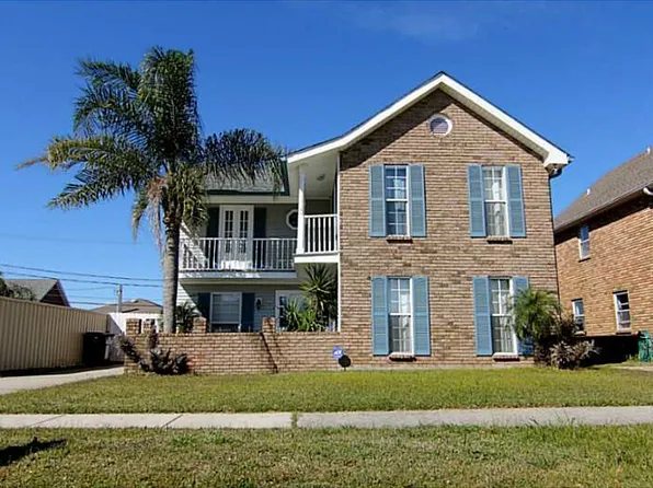 3104 Mayflower St, Meraux, LA 70075