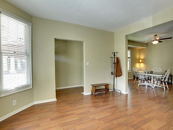 5th image of 2631 Pillsbury Ave