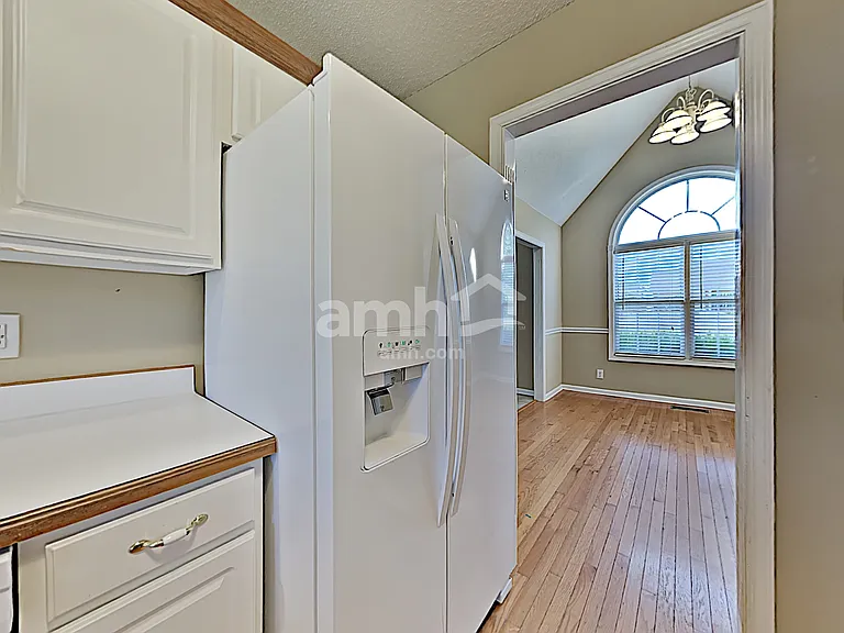 3366 Dabney Ln — Photo 5