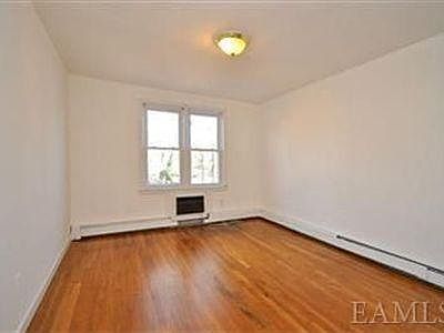 1st image of 314 McLean Ave #1