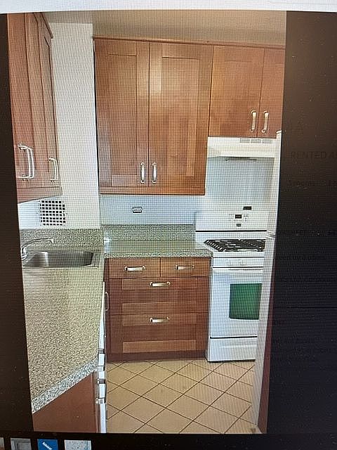 1st image of 401 E 81st St APT 14A