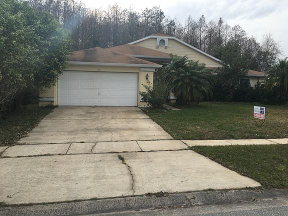 2nd image of 826 Virginia Woods Ln