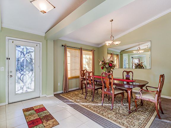 4th image of 2817 SW Shoal Ct