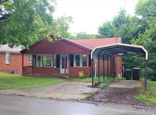 114 Ridgeway Dr, Lancaster, KY 40444