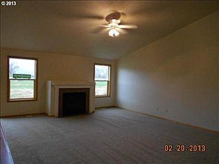 2nd image of 1909 Branch Creek Dr