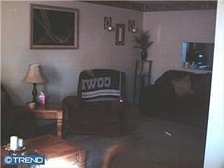 2nd image of 337 Pine St
