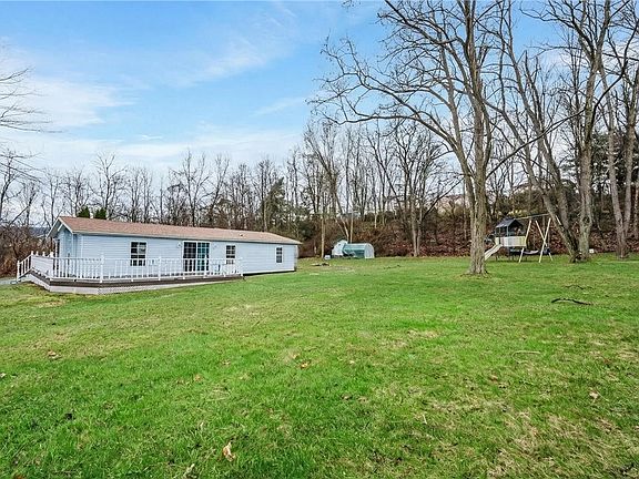 4th image of 414 Pasture Ln