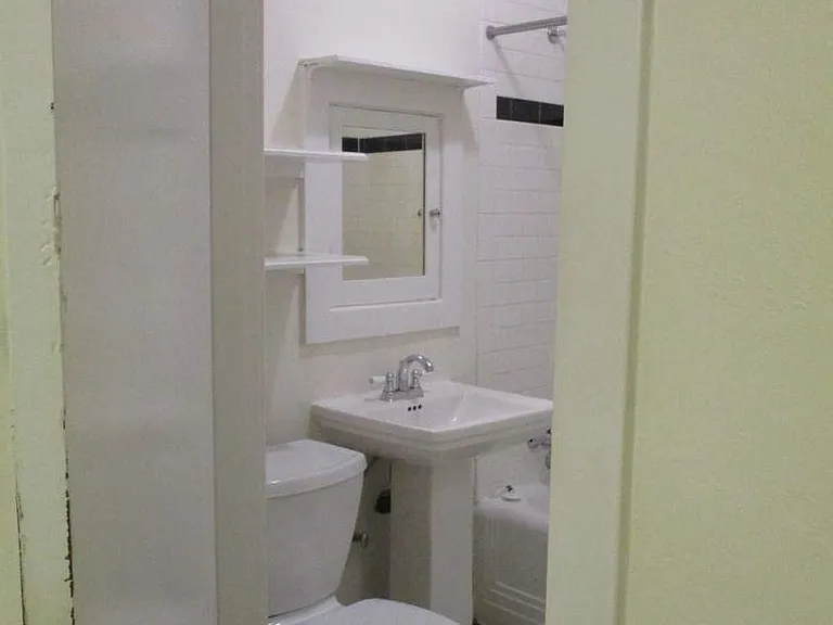 Annie Wright: Wilshire 514 — Photo 12