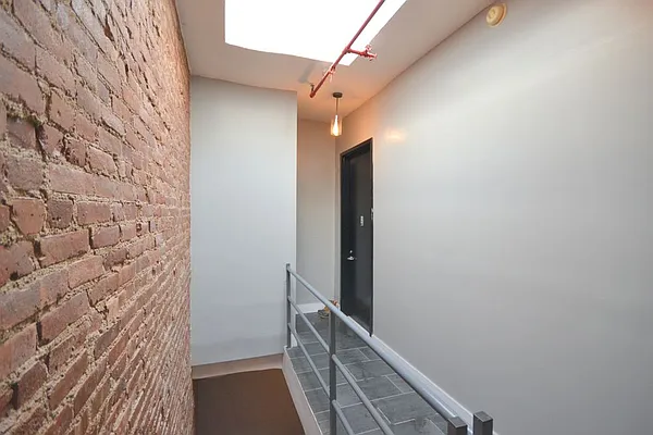 Rented by Bold New York | media 41