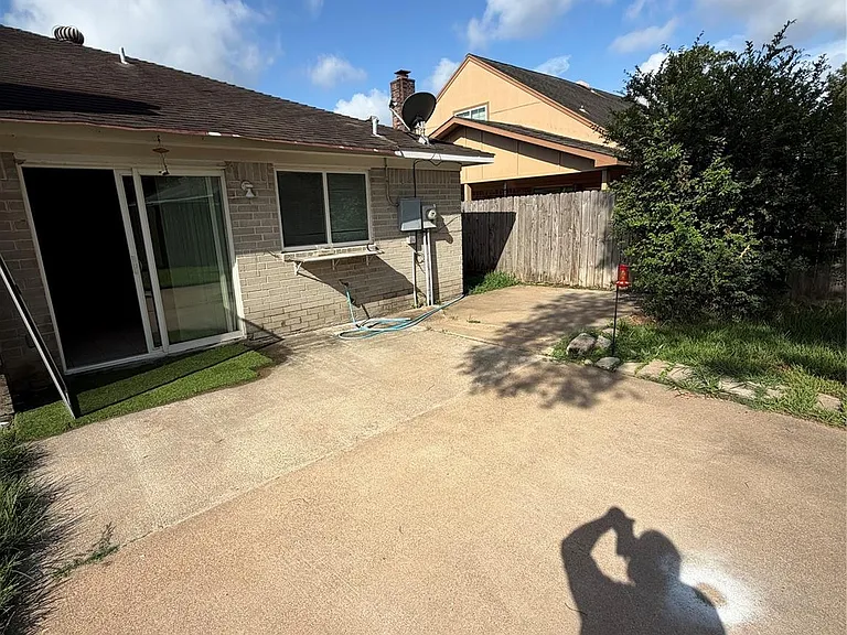 15722 Echo Canyon Dr — Photo 46