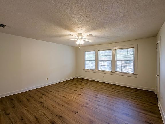 3rd image of 1608 N Central Ave #B