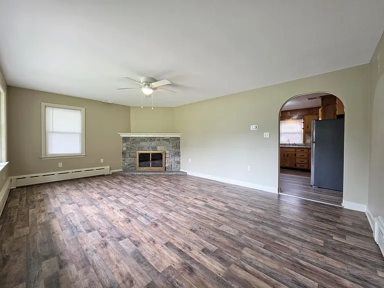 2402 New Holland Pike — Photo 6