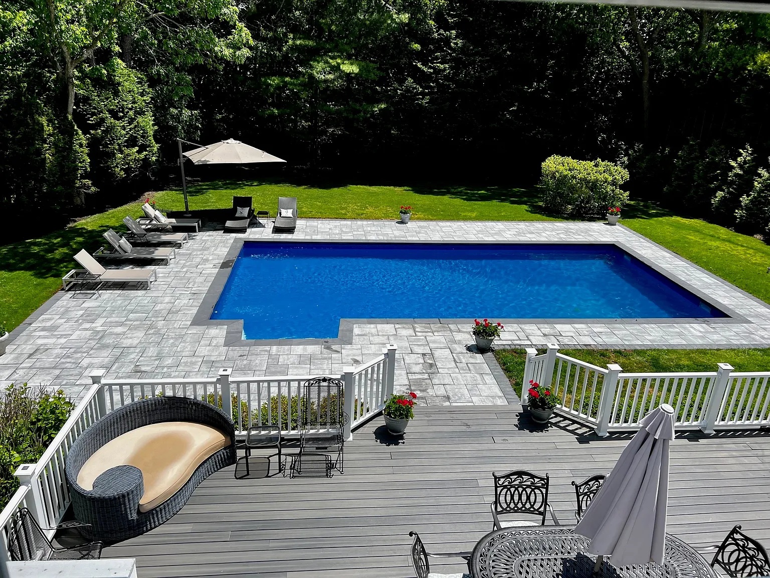 Fabulous, Private Westhampton Beach 4 Bedroom 3 full bath Beauty. — Photo 2