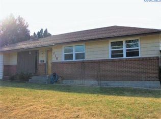216 Velma St, Grandview, WA