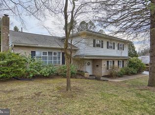 4003 Londonderry Rd, Harrisburg, PA 17109