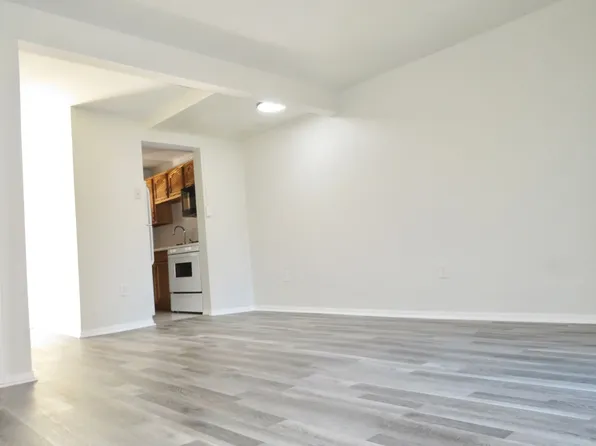 170 Promenade St APT 9, Pittsburgh, PA 15205