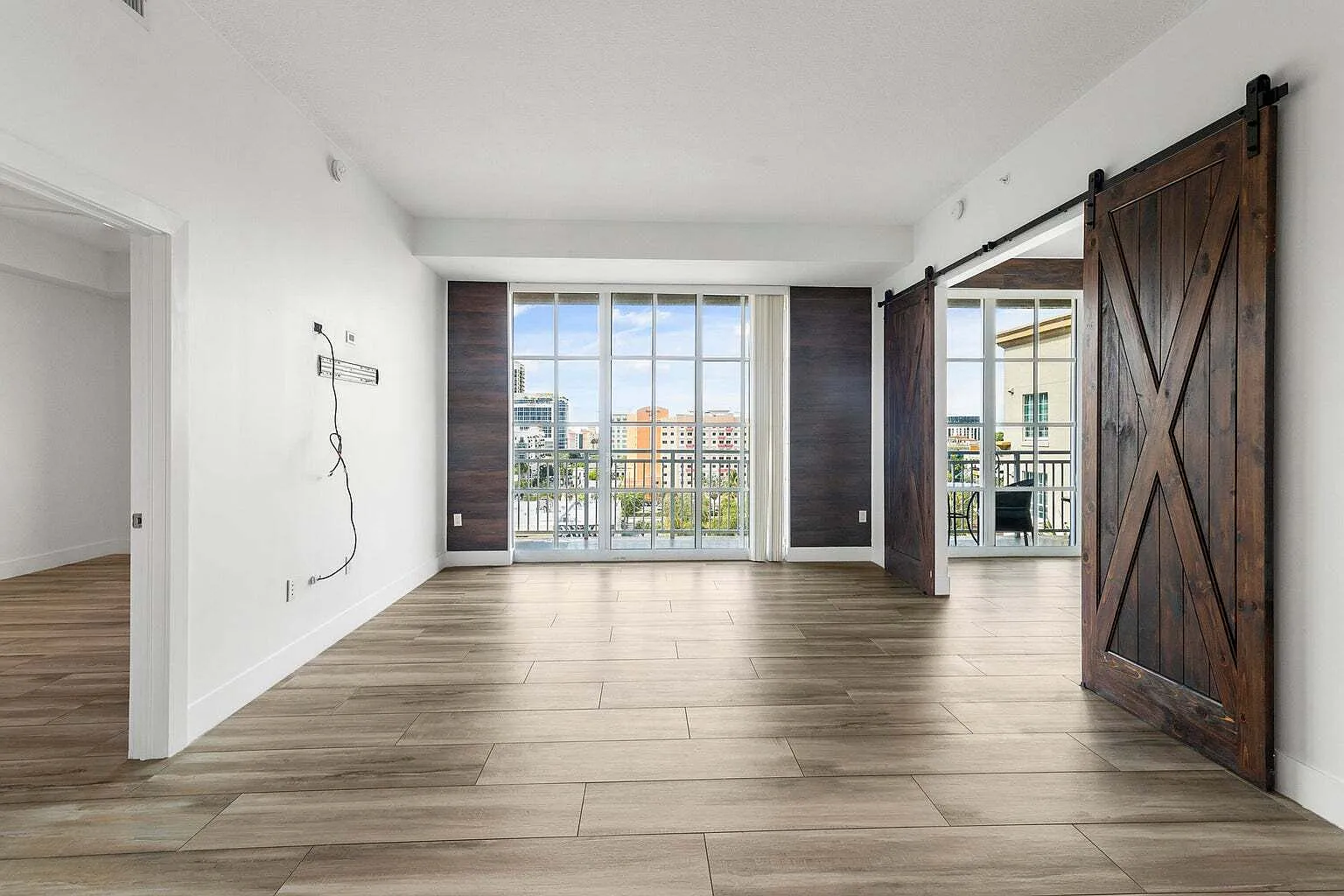 410 Evernia Street Apt 807 - 1 — Photo 1