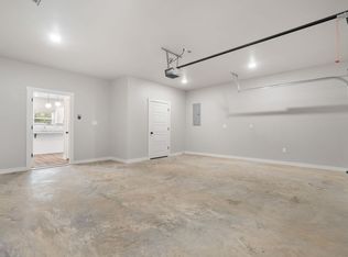 Birdmaster Drive Residences, Pea Ridge, AR 72751