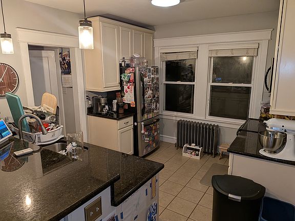 5th image of 615 Lawson Ave