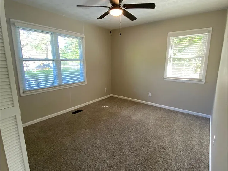 1701 Carter Baron Pl — Photo 12