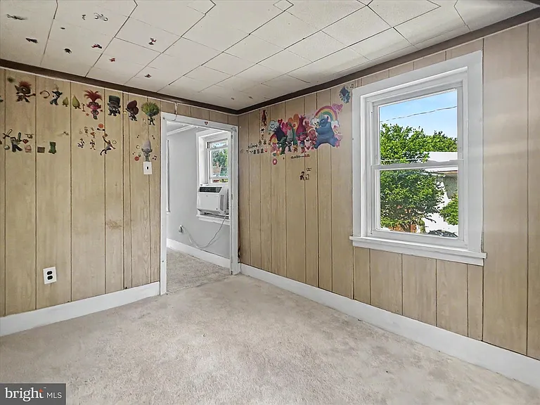 5949 Conover Rd — Photo 9