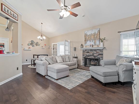2nd image of 3069 Liberty Hills Dr S