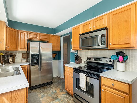 5th image of 11115 E Apple Ave