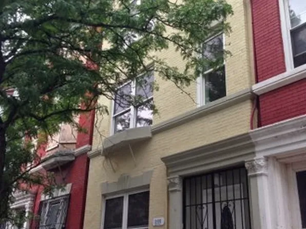 897 Irvine St, Bronx, NY 10474
