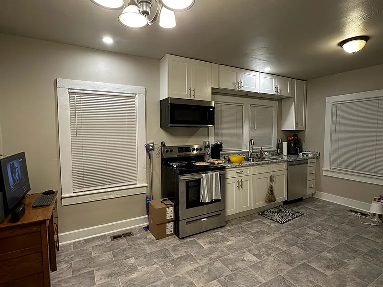 196 Chickamauga Ave — Photo 6
