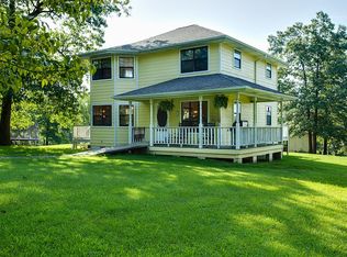 476 Pine Tree Dr, Pineville, MO 64856