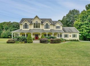 9 Catherine Ct, Chester, NY 10918