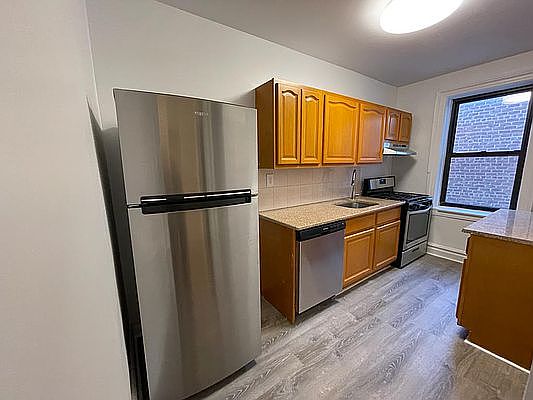 4th image of 430 78th St APT 2C