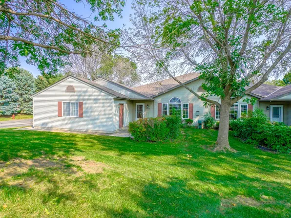 1300 Carriage Dr Unit 1300A, Hudson, WI 54016