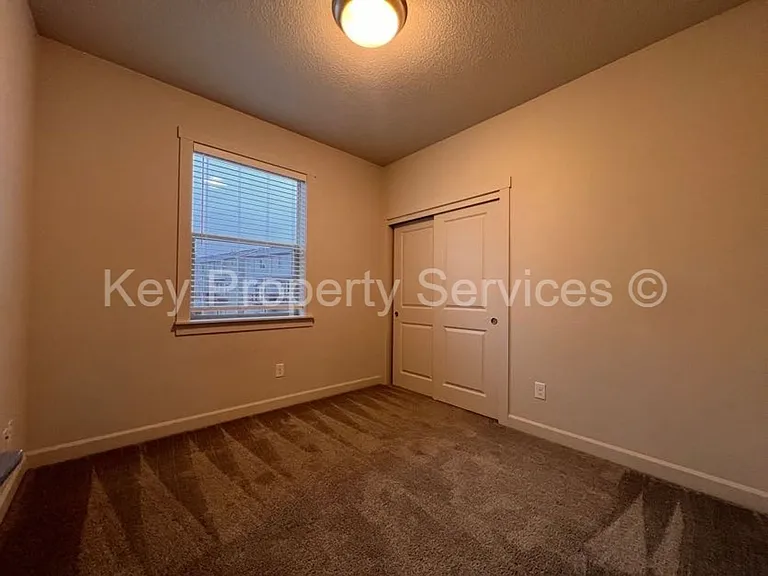 174 Loganberry Ct — Photo 8