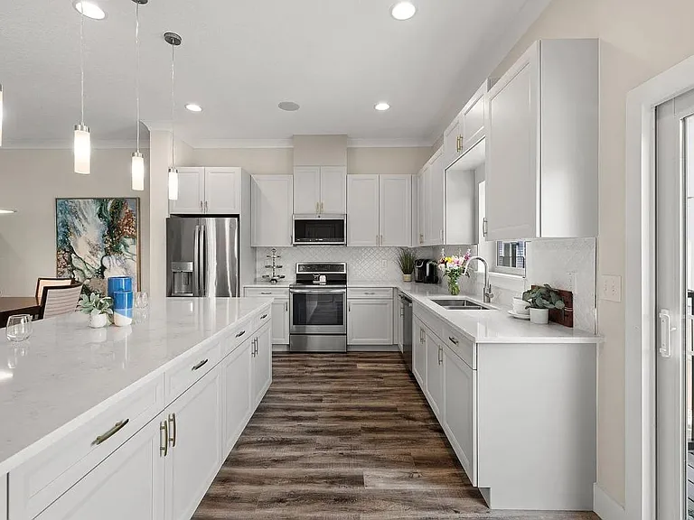 3120 W Azeele St #1 — Photo 9