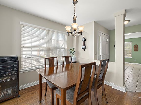 4th image of 649 Mulberry Dr #649