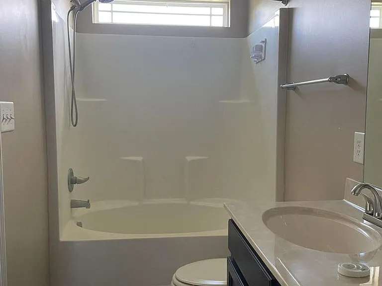 233 Breakwater Dr — Photo 9