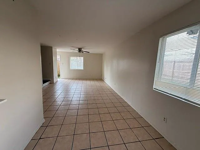 300 Clemson Dr — Photo 7