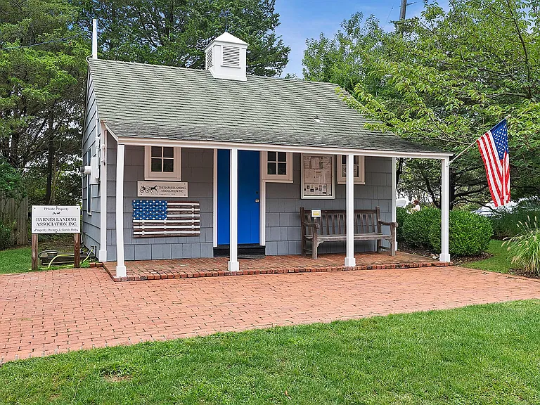 11 Chapel Ln — Photo 15