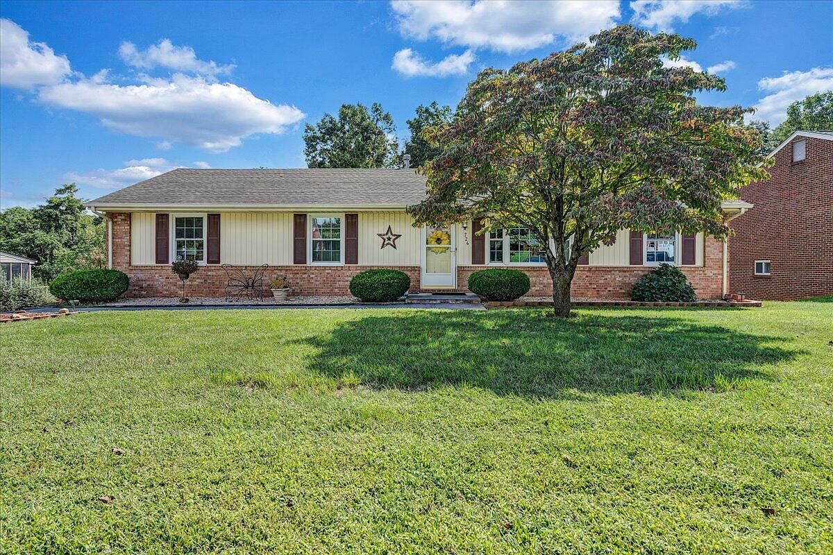 724 Debra Ln, Salem, VA 24153 Zillow