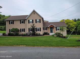 36 W Wilcox Rd, Williamsport, PA 17701