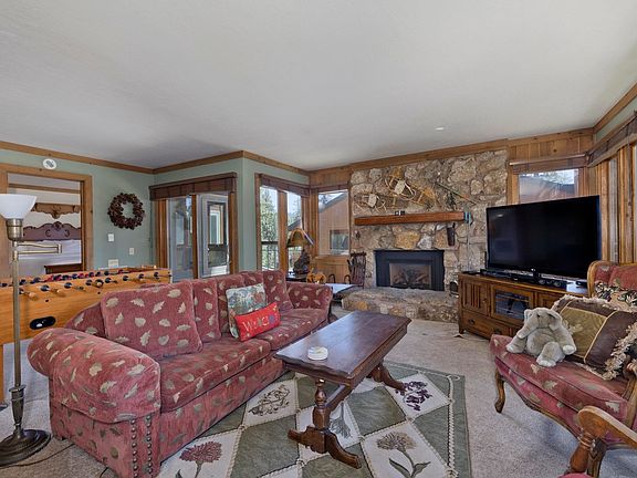 2nd image of 435 Lakeview Blvd #46