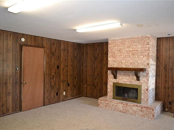 2nd image of 1409 Lawyer St