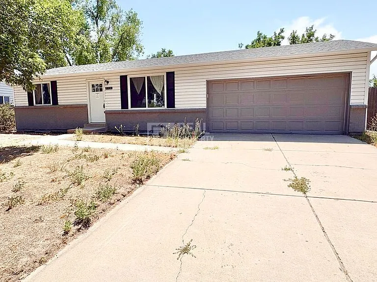 15306 E Brown Pl — Photo 1