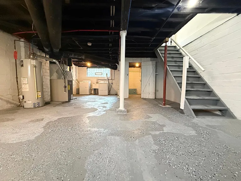 1320 W 80th St #A — Photo 12