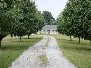 7489 Gordon Lawrence Rd, Santa Fe, TN 38482